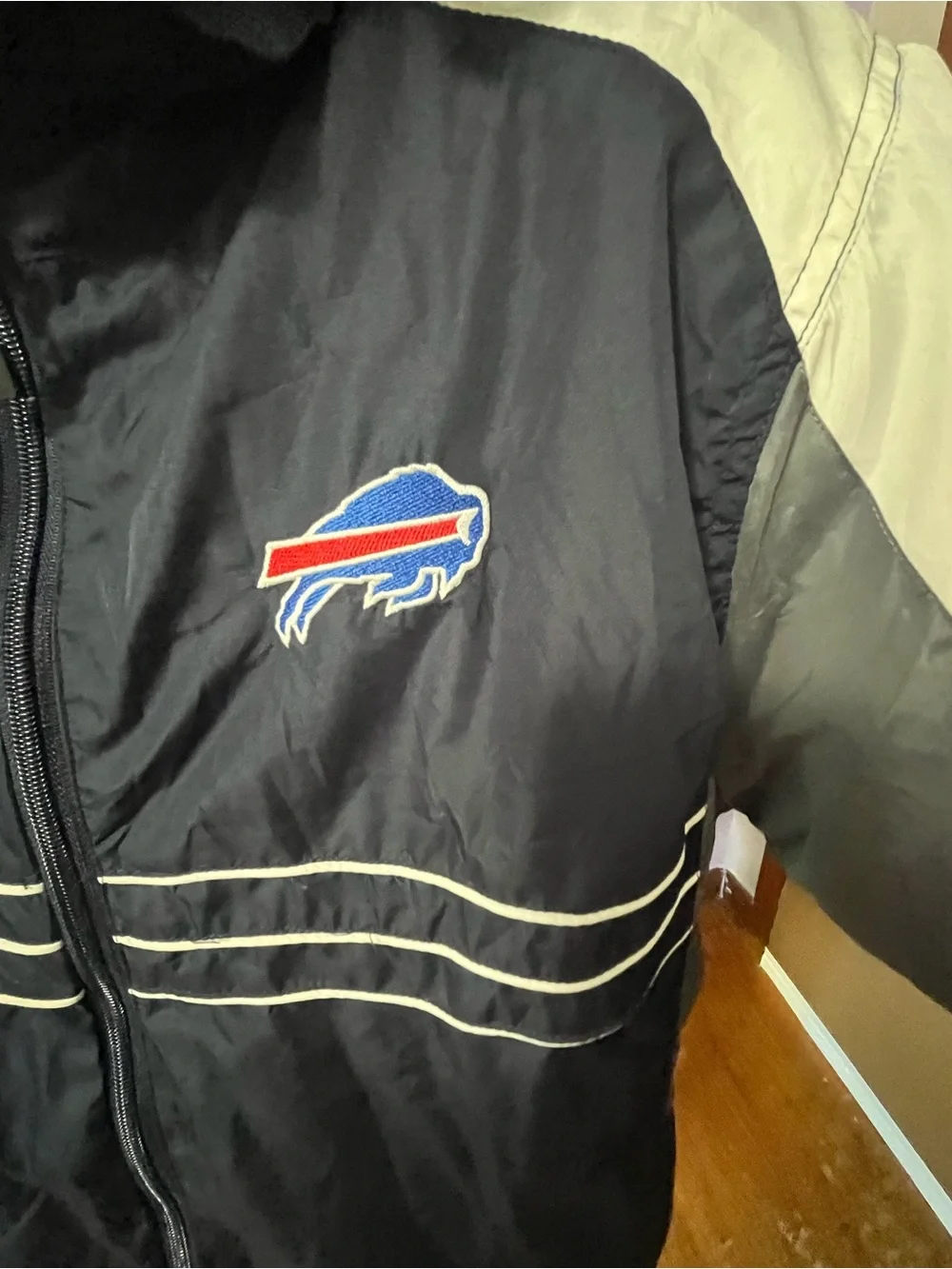 Reebok Black & Gray Men's Windbreaker Team Patch 90s football Buffalo Bills! - Picture 3 of 6
